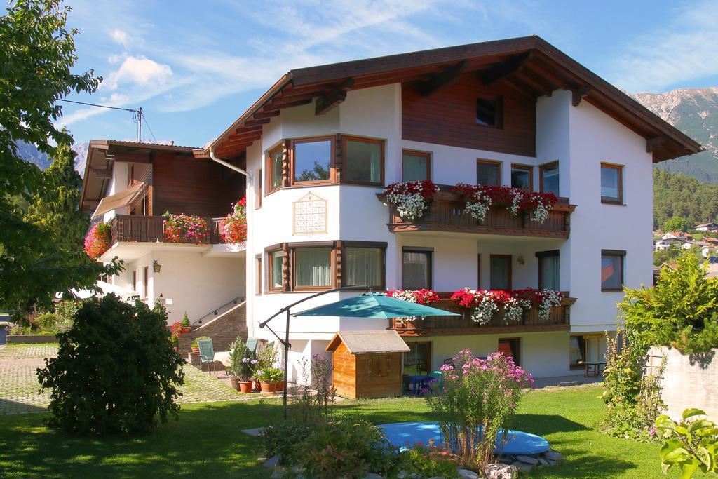 Haus Gamper-Haselwanter Apartment Tarrenz Exterior foto